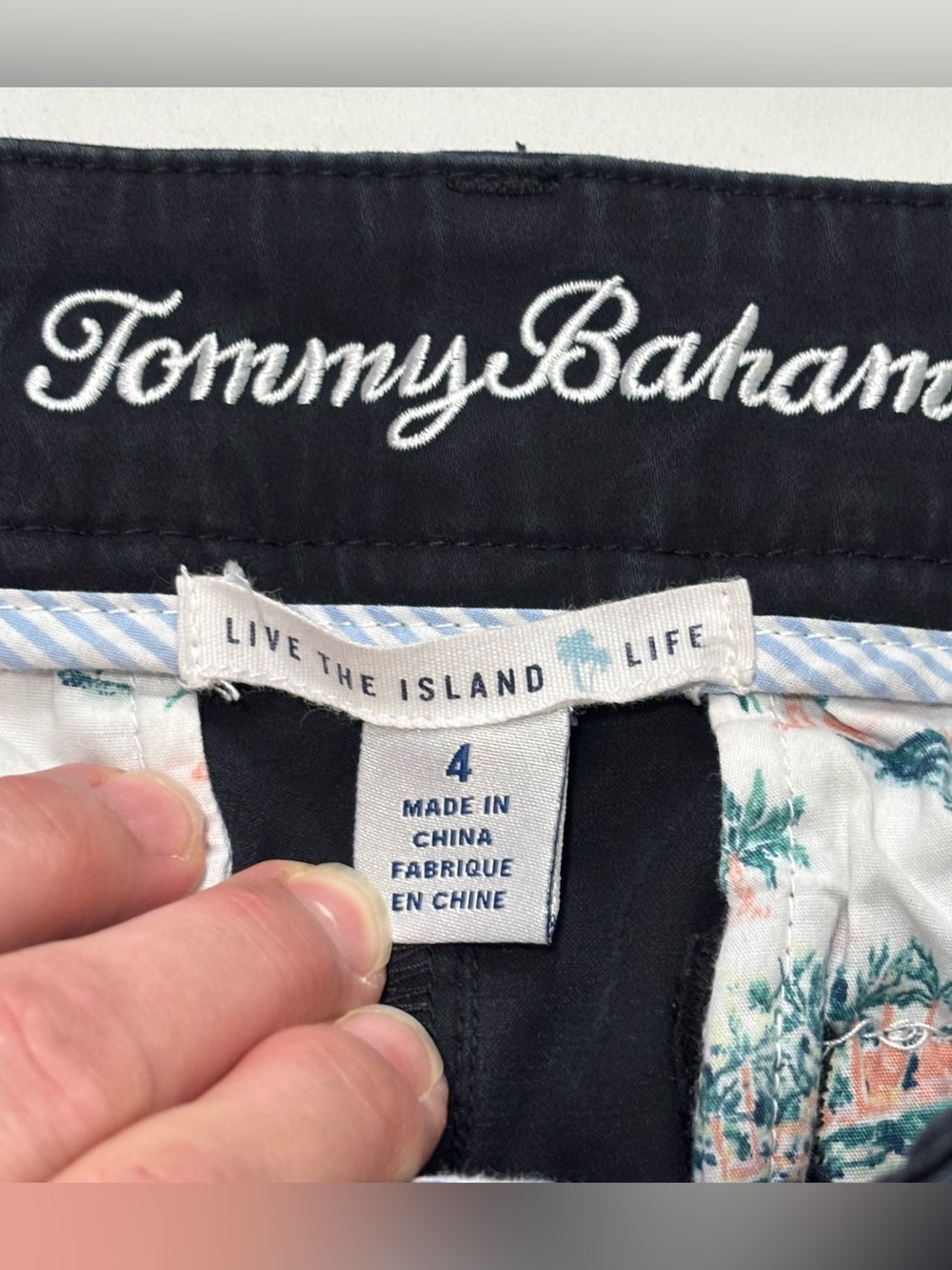 Tommy Bahama Black Soft Twill Cotton Lyocell Women's Casual Chino Shorts Size 4 - Picture 6 of 16